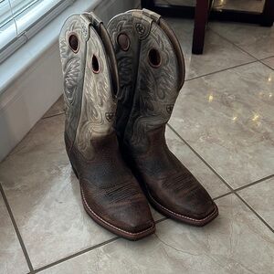 Ariat Two-Tone Western Boots